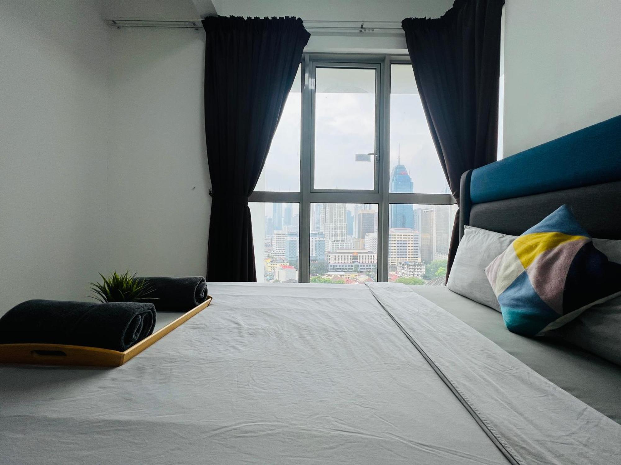 Regalia And By Awesomestay Apartment *